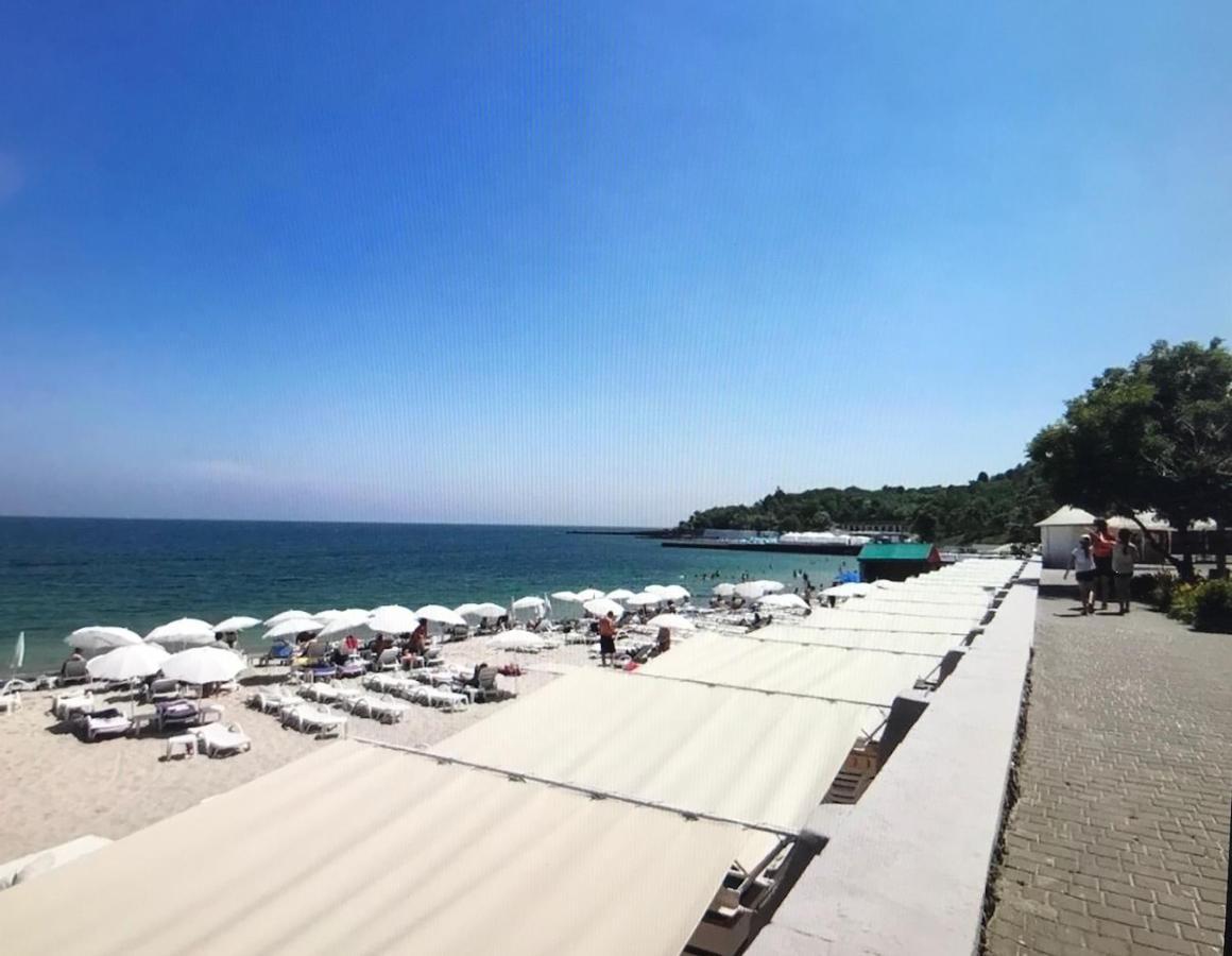 Purple Pearl On French Boulevard Apartment Odessa Exterior photo